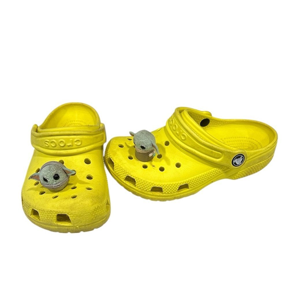 Crocs Yellow Clogs Baby Yoda Jibbitz Size J1 Star Wars